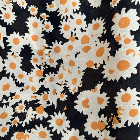 Realisation par inspired Jeet floral silk halter daisy dress - Picture 4 of 5